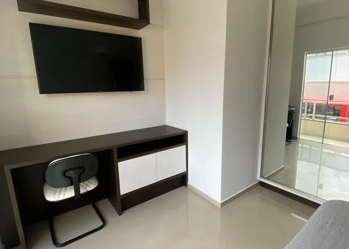 Flat Novo 300M Da Praia
